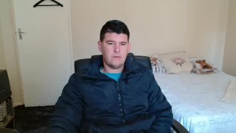 Snapshot of brendansexyboy098754 chatting on May 21, 7:04 am ask me lol online show from May 21, 7:04 am
