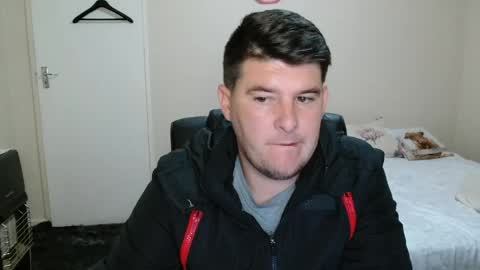 Snapshot of brendansexyboy098754 chatting on May 24, 7:30 pm ask me lol online show from May 24, 7:30 pm