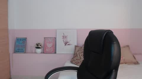 Brenda online show from October 12, 2:32 am