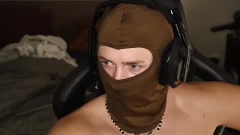 brentonverde online show from November 24, 11:15 pm