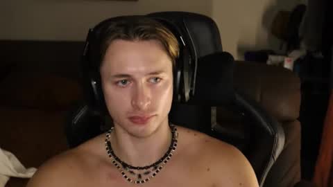 brentonverde online show from January 8, 11:18 pm