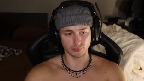 brentonverde online show from January 10, 2:24 am