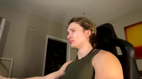 brentonverde online show from February 16, 11:23 pm