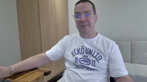 Brett online show from December 17, 1:17 pm