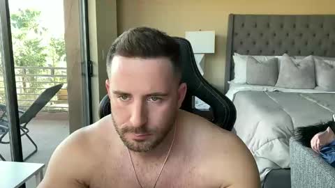 Snapshot of brettmycles chatting on November 26, 9:05 pm Brett Mycles online show from November 26, 9:05 pm