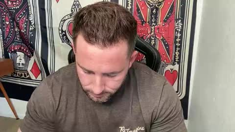 Snapshot of brettmycles chatting on December 14, 8:24 pm Brett Mycles online show from December 14, 8:24 pm