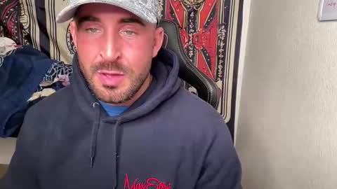 Brett Mycles online show from February 17, 6:21 am