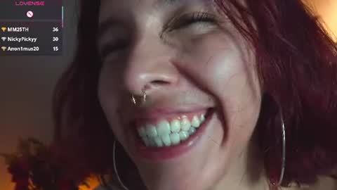 Snapshot of bri_von_dhara_ chatting on July 18, 12:26 am Bri online show from July 18, 12:26 am