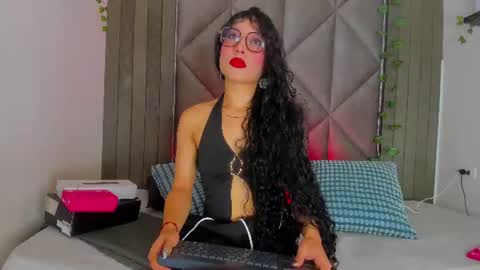 B R I A  online show from June 20, 2:58 am