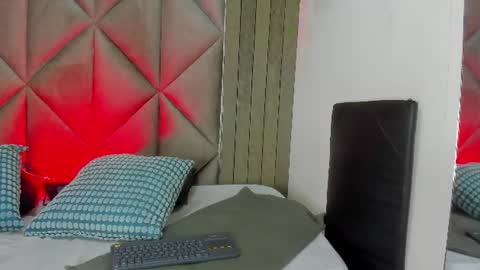 B R I A  online show from June 25, 2:44 am