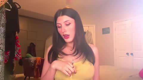 Snapshot of briadominick chatting on January 13, 5:24 am Brianna3 online show from January 13, 5:24 am