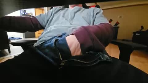 Snapshot of brian7891012 chatting on January 10, 2:34 pm brian7891012 online show from January 10, 2:34 pm