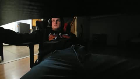 Snapshot of brian7891012 chatting on March 9, 7:01 am brian7891012 online show from March 9, 7:01 am