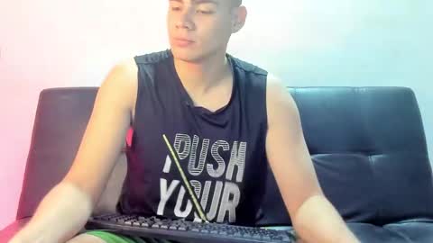 brian_mac online show from January 23, 3:05 am
