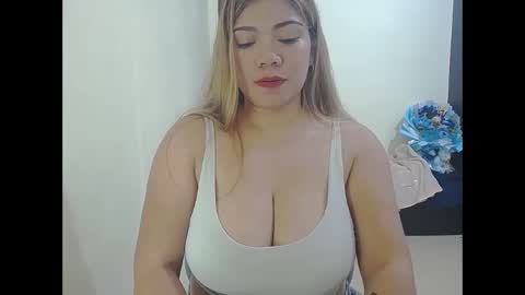 Briana online show from May 29, 1:53 pm