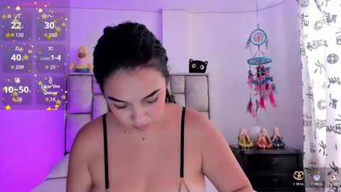 Snapshot of brianaguzman chatting on November 25, 6:08 pm online show from November 25, 6:08 pm