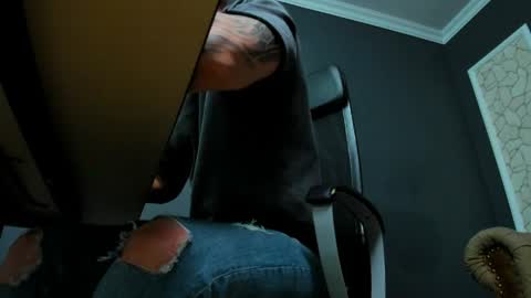 Brian online show from April 1, 4:57 am