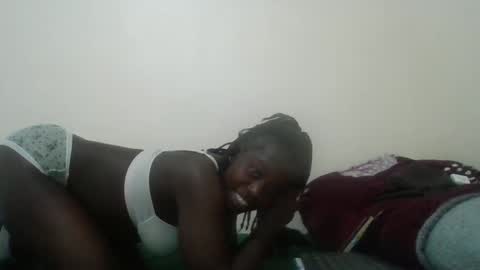 brianna254 online show from October 8, 11:19 am