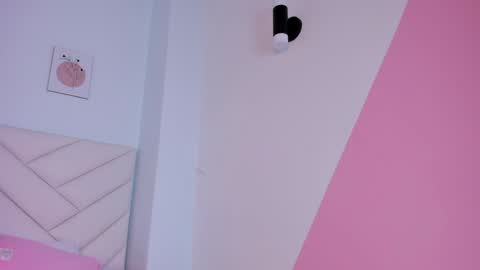 Snapshot of brianna_bigboobs chatting on December 17, 2:11 pm online show from December 17, 2:11 pm