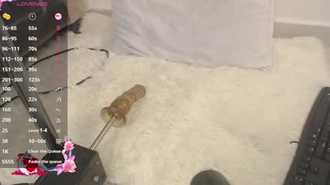      online show from November 21, 8:29 pm