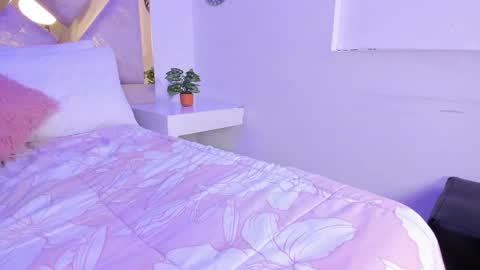 Brianna  online show from October 8, 11:52 am