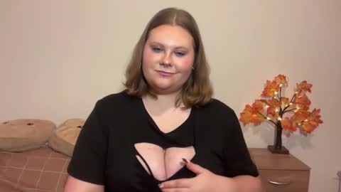 Brianna online show from November 16, 7:30 pm