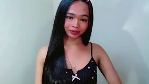 Snapshot of briannasexyslutt_ chatting on June 25, 5:23 am briannasexyslutt_ online show from June 25, 5:23 am