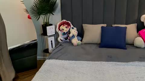 briarwynn online show from February 8, 9:29 pm