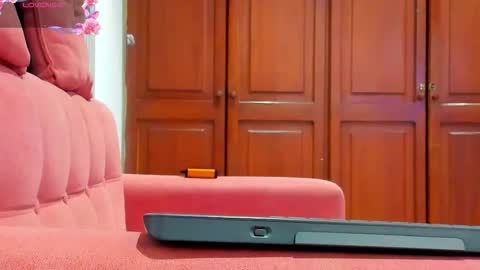    online show from November 17, 11:38 am