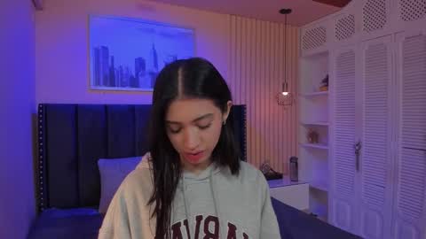   online show from September 27, 11:37 am