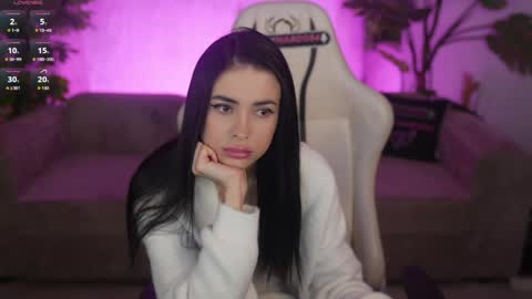 Diamonds Girls online show from April 16, 7:31 am