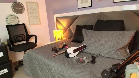 Snapshot of brigiitte_rohan chatting on November 30, 2:59 am Brigiitte online show from November 30, 2:59 am