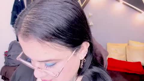 Snapshot of brigittemiller chatting on June 30, 1:50 am BRIGITTE online show from June 30, 1:50 am