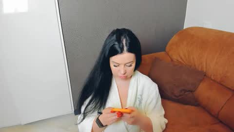 Snapshot of brilliantegirl_ chatting on February 8, 10:07 am brilliantegirl_ online show from February 8, 10:07 am