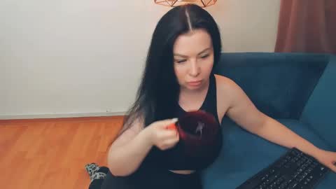 brilliantegirl_ online show from April 21, 6:52 am