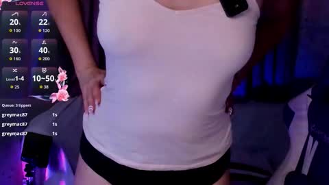 Briana69 online show from October 7, 11:46 pm