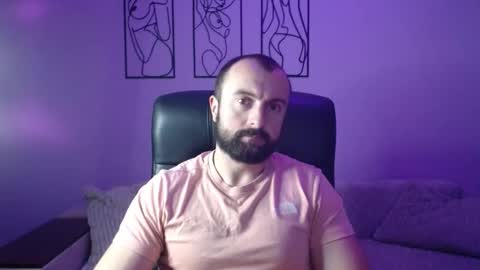 brindlefly69 online show from October 22, 11:43 am