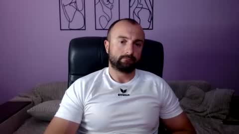 Snapshot of brindlefly69 chatting on July 1, 10:50 am brindlefly69 online show from July 1, 10:50 am