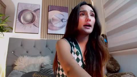  B R I N N A   online show from December 5, 12:52 am