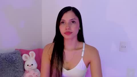 Snapshot of brisa_blue chatting on June 16, 7:05 pm Brisa online show from June 16, 7:05 pm