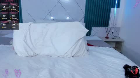 briseida_white online show from November 6, 1:45 pm