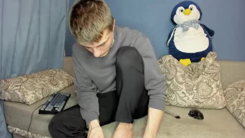 bristlebback online show from April 15, 9:38 am