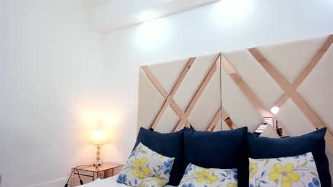 Britanny  online show from November 7, 5:46 pm