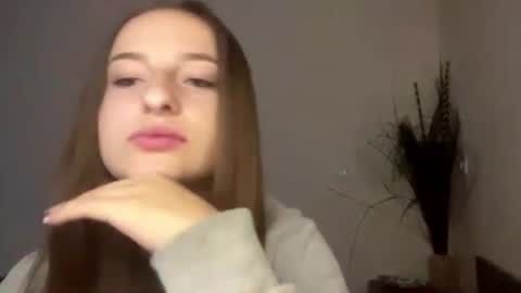 Ciri online show from July 8, 5:06 pm