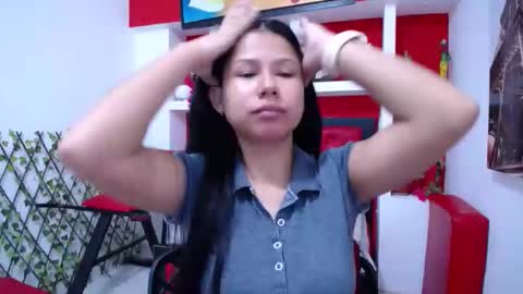 britanyx1 online show from December 2, 12:21 pm