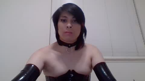 Snapshot of britesnow chatting on May 24, 4:39 am britesnow online show from May 24, 4:39 am