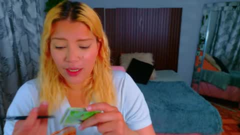britany online show from May 11, 2:23 pm