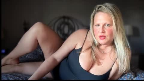 British Bella online show from April 2, 4:48 pm