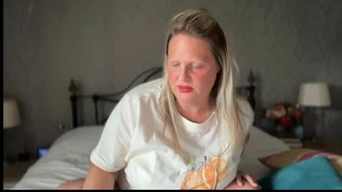 British Bella online show from June 3, 12:41 pm