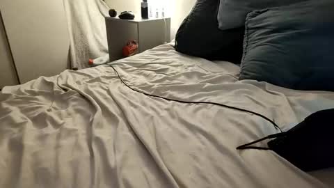 Snapshot of british_chris chatting on February 19, 11:56 pm british_chris online show from February 19, 11:56 pm